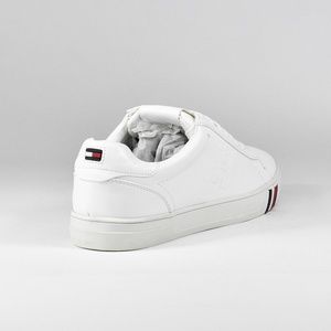 tommy hilfiger men's jeron sneakers
